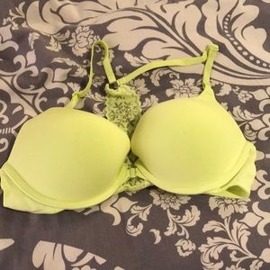 NEW!!! Victoria’s Secret push up bra